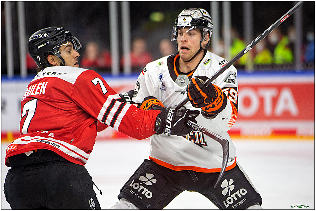 PENNY DEL; Koelner Haie- Loewen Frankfurt; Koeln, 18.12.2022